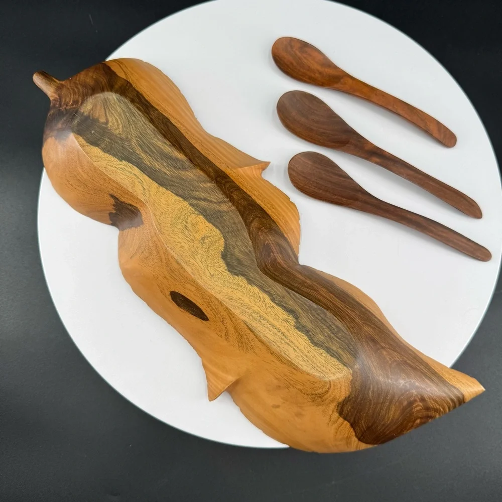 Monkey Pod Wood Leaf Serving Set with 3 Spoons